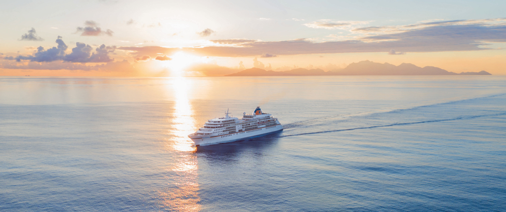 Hapag-Lloyd Cruises Schiff