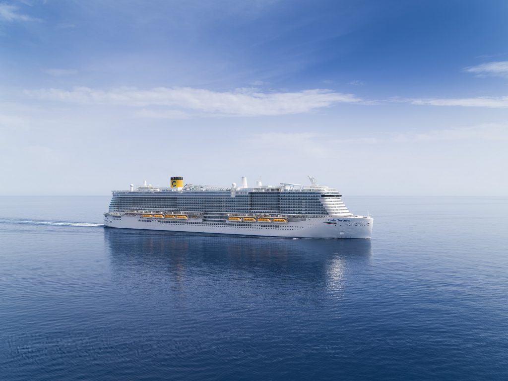 Costa Kreuzfahrtschiff auf See